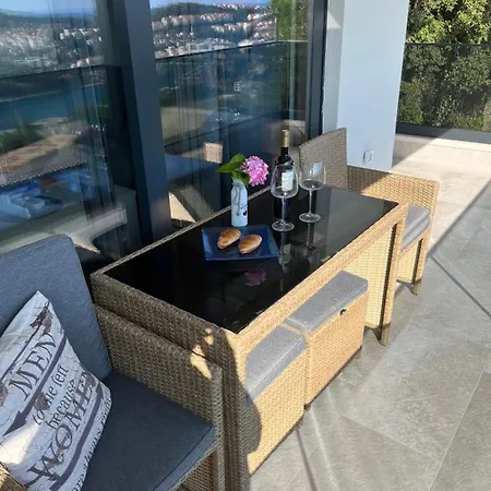 Апартаменты View *